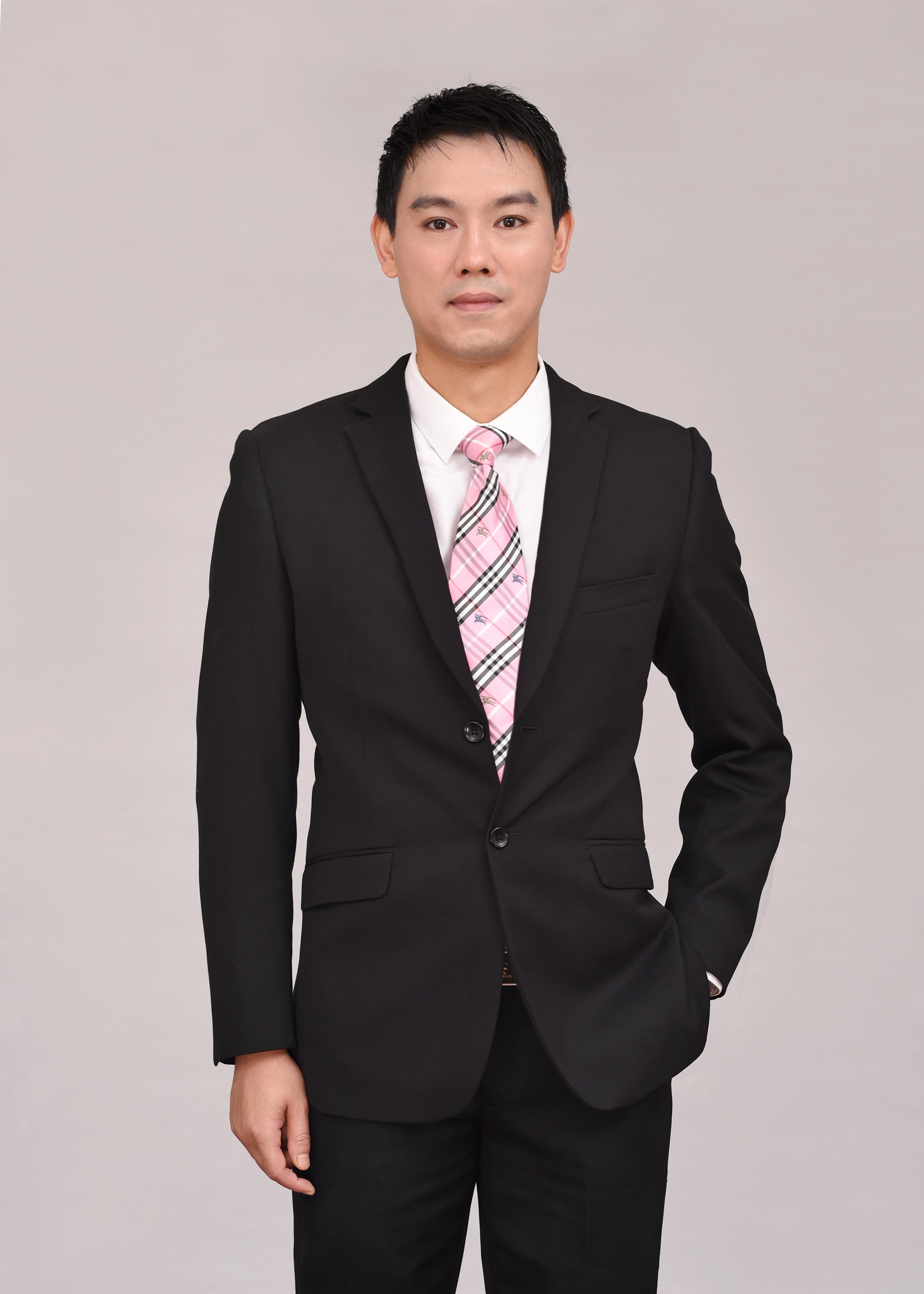 廉东晓 剧本与叙事策划总监